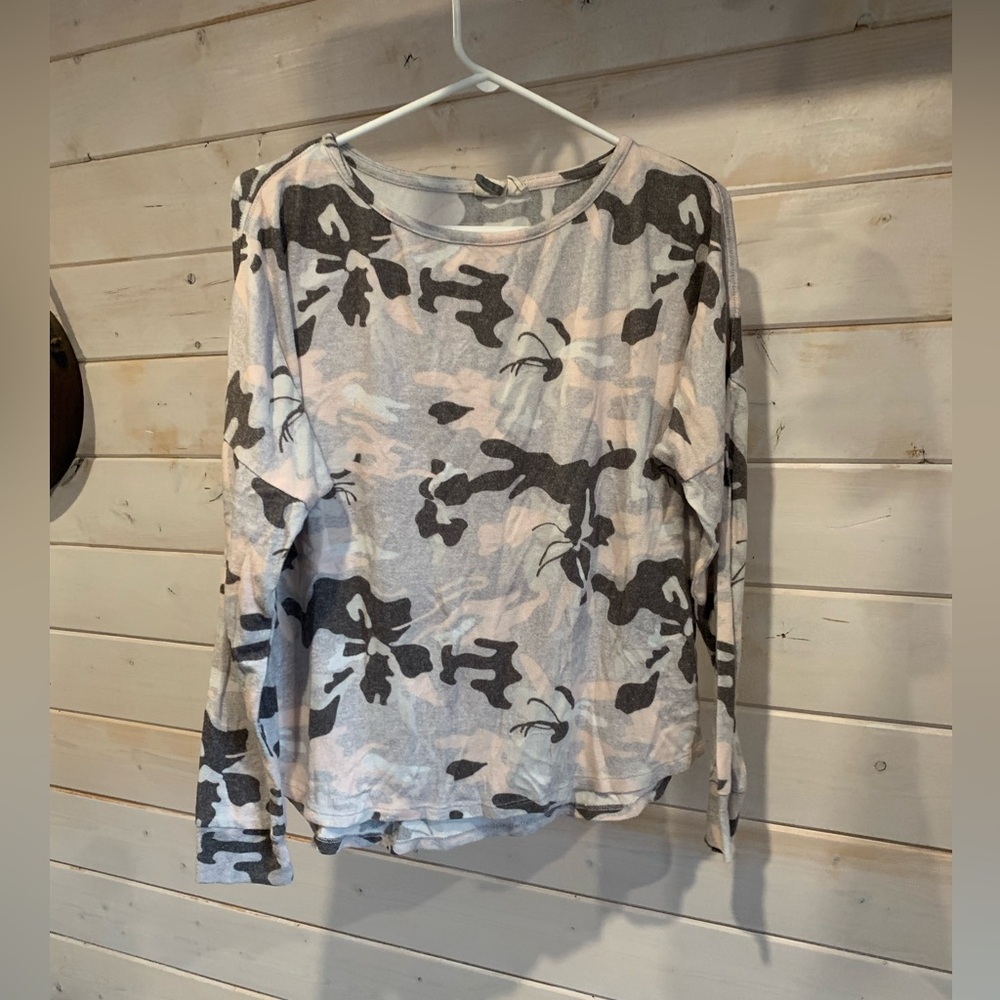 Roxy | Everyday Floral/Camo Long Sleeve Top